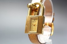 [Exc+5] Montre pour femme