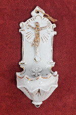 Ancien petit bénitier de chevet du 19ème en porcelaine de Paris