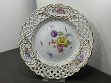 Assiette ajourée en