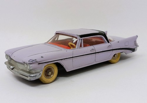 Dinky toys 550 chrysler - dinky,