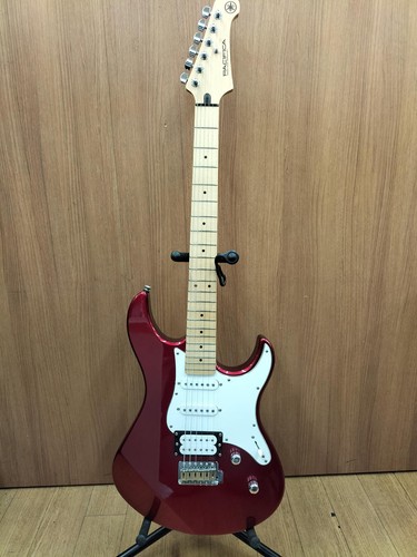 Guitare électrique - , (yamaha)