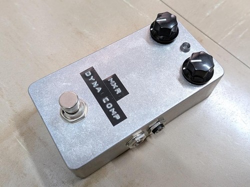 Clone fait main - mxr, comp