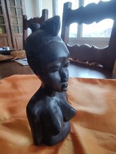 buste en bois noir ( ébène ? ) femme Africaine, hauteur : 16 cms