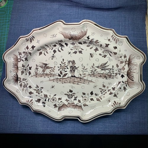 Grand plat faïence - , de