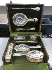 EXCEPTIONNEL Necessaire de