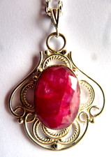 Pendentif en Béryl Rubis-