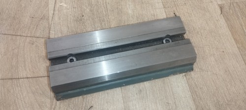 Schaublin 102 200x28mm riser - 102,