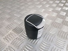 Cendrier console avant "noir/chrome" Alfa Giulietta II d'avril 2010 à mars 2016