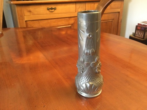 Art deco petit - vase, etain
