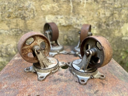 Roues fonte de machine - 4,