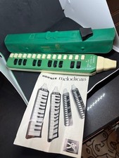 Ancien instrument de musique harmonica mélodica soprano HOHNER  Année 60 / 70