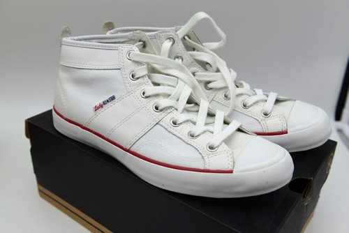 Très belle basket converse