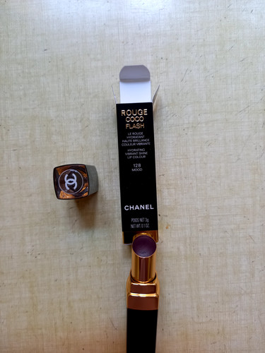 Rouge lèvres chanel - rouge,