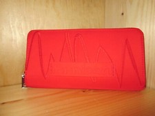 P PORTEFEUILLE   DESIGUAL