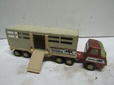 ancien camion tonka transport de chevaux