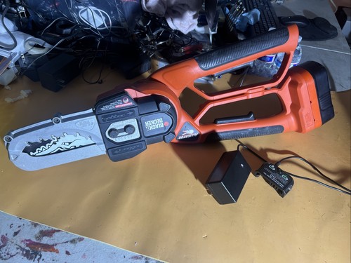Black decker 18 volt - &,