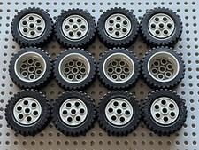 12 x Roue LEGO TECHNIC Model
