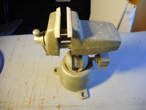 Etau pivotant multi angle - etau,