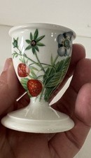 Coquetier Décor Fruits Sauvages En Porcelaine De Paris Fraise Des Bois Cuisine
