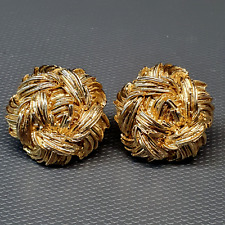 BIJOU CREATEUR - TRES BELLE PAIRE DE BOUCLE D'OREILLE ORENA EN METAL DORE #59
