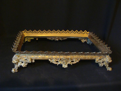 Grand socle asiatique - , en