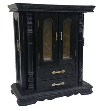 Meuble grande armoire boîte