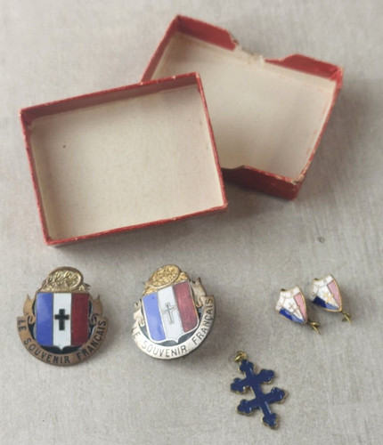 Lot anciennes insignes - lot, d'anciennes