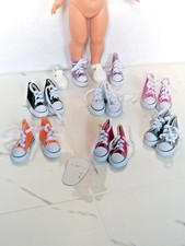 Chaussures baskets de poupée