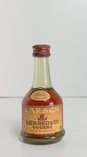 COGNAC LARSEN EXTRA FINE CHAMPAGNE MINI BOTTLE 5CL