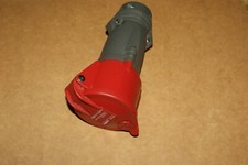 PRISE FEMELLE HYPRA IP44 16 A