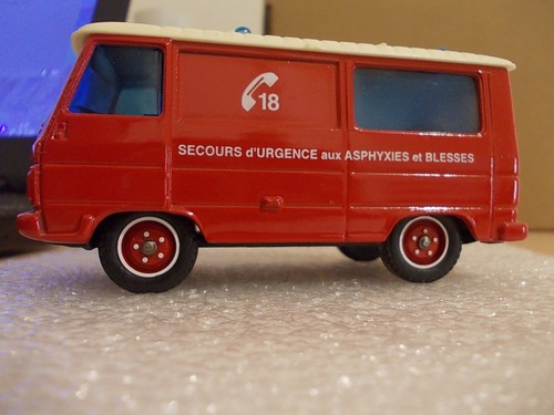 Solido pompier peugeot 50 - pompier,