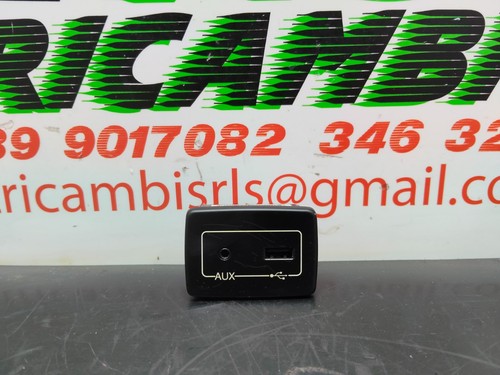 Prise multimédia usb aux - multimÉdia,