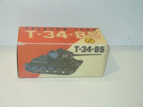 N172 boite char t34 85 - char,