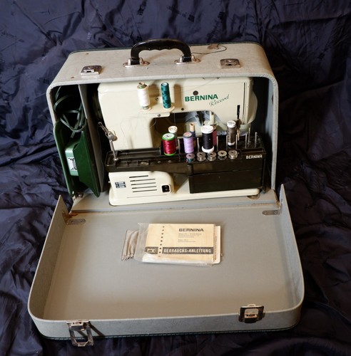 Bernina 530 sewing - , machine