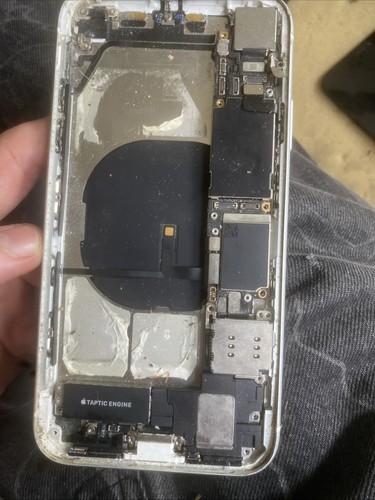 Iphone cassé - iphone, xr