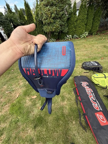 Complete kitesurfing gear set