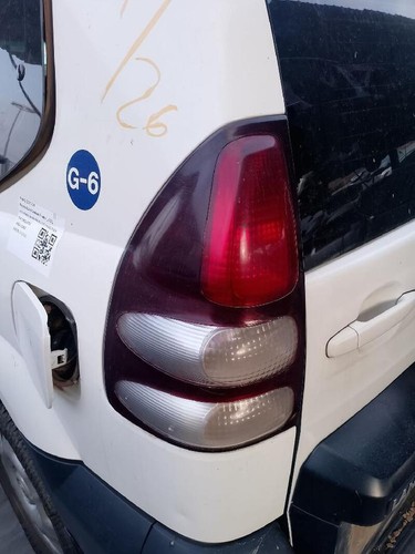 Feu arrière gauche toyota - arrière,