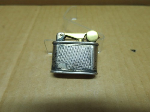 Ancien briquet essence - a,