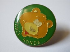 Pin's vintage épinglette collector Publicitaire TABLE RONDE lot F146