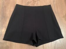 Zara Basic short couleur noir taille S