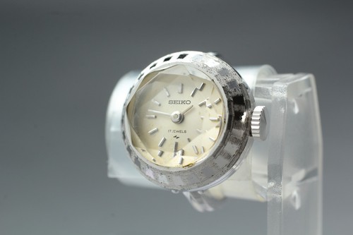 Montre bague femme - bague, seiko