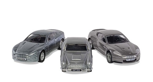 Corgi james bond aston martin - aston,