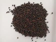 Poivre noir grain de Madagascar 1kg Agriculture durable" .Sachet sous vide