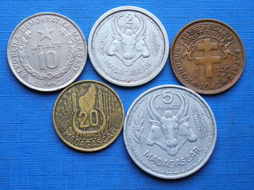 Lot monnaies de - monnaies,