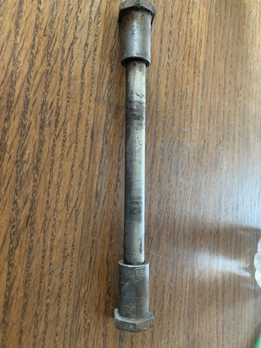 Axe roue 650 kawasaki - de,