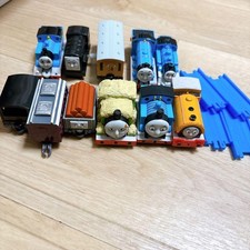 TOMY Mini Thomas Plarail Train