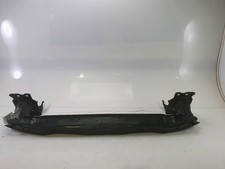 Traverse de pare choc avant -