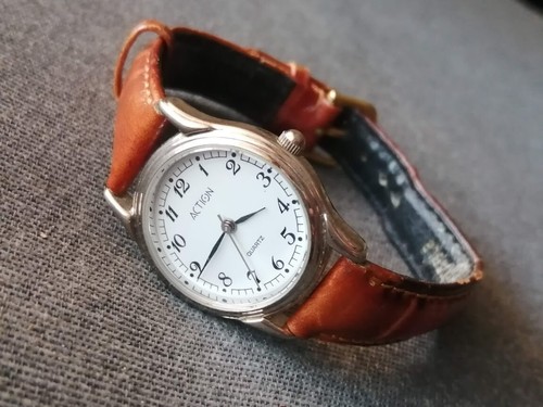Montre femme classique action - montre,