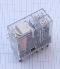 Omron G2R-2-SN Relai 24VAC.