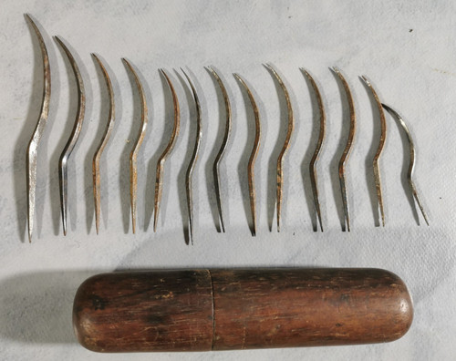 Outils anciens cordonnier - outils,